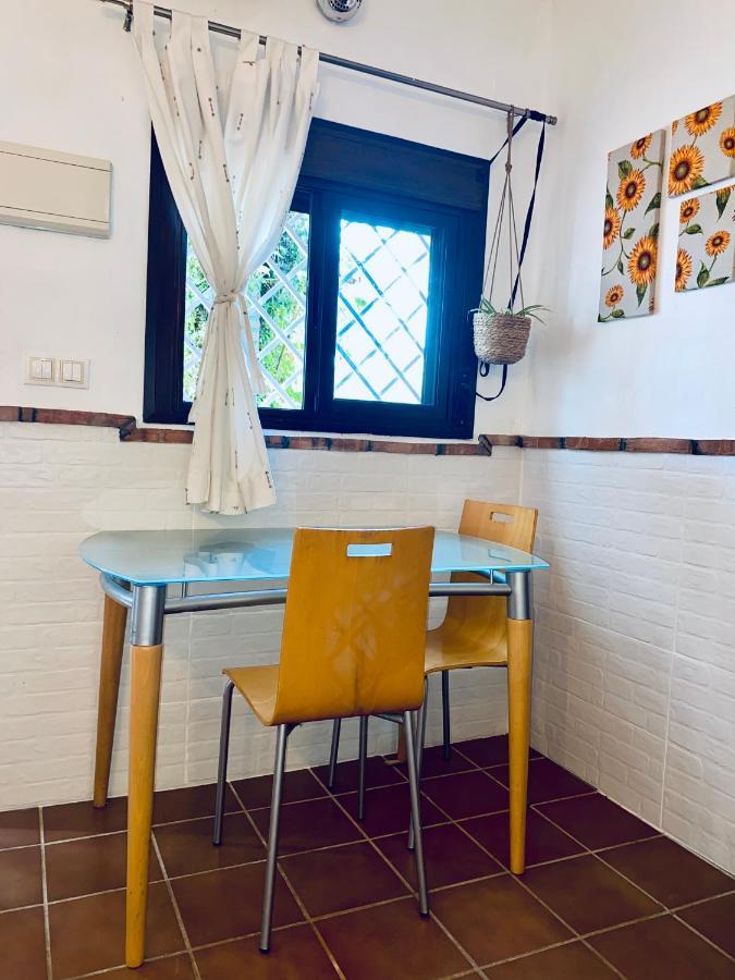 Alcalá de Guadaira La Casita Del Cactus - Casa De Campo Con Piscina מראה חיצוני תמונה